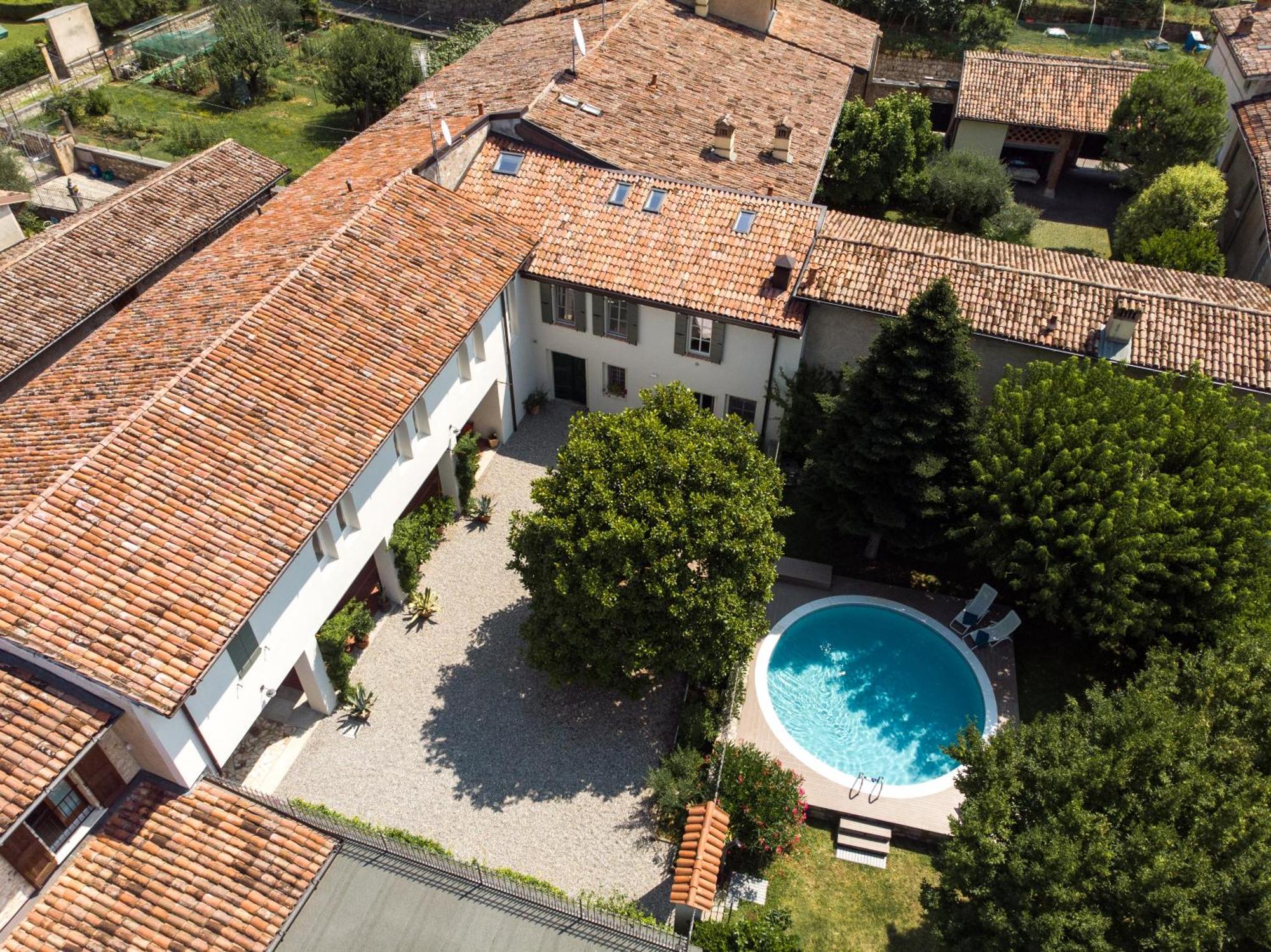 Corte Martinola Bed&Breakfast In Franciacorta Ome Exterior foto